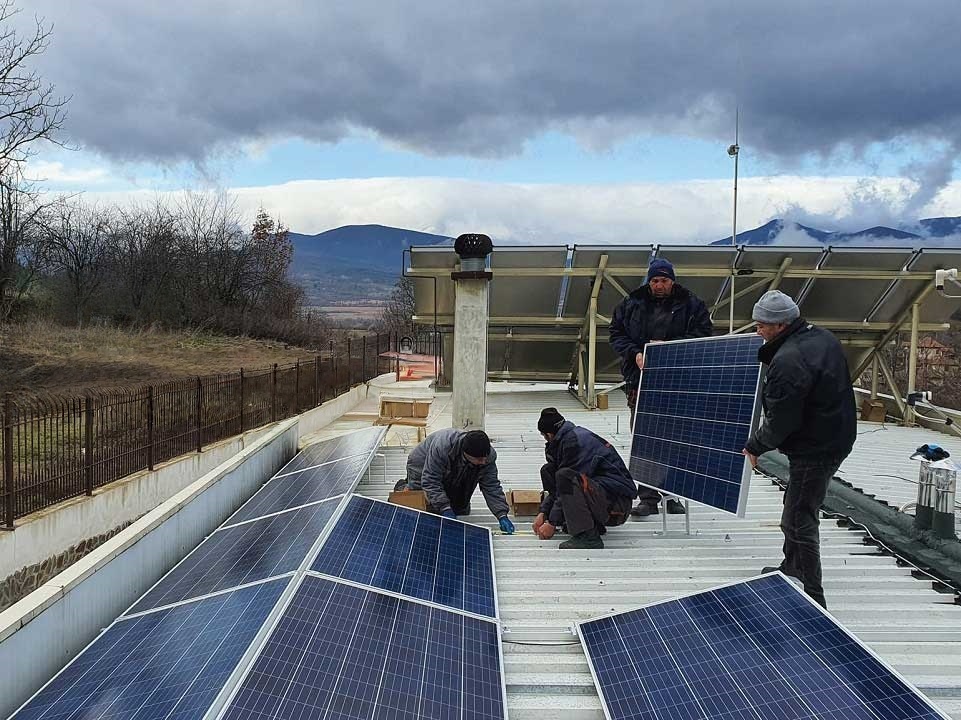 solar panel bracket