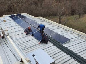 ソーラーパネル・ブラケット 2